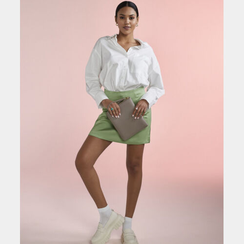 Boutique travel/tech organiser Thumbnail